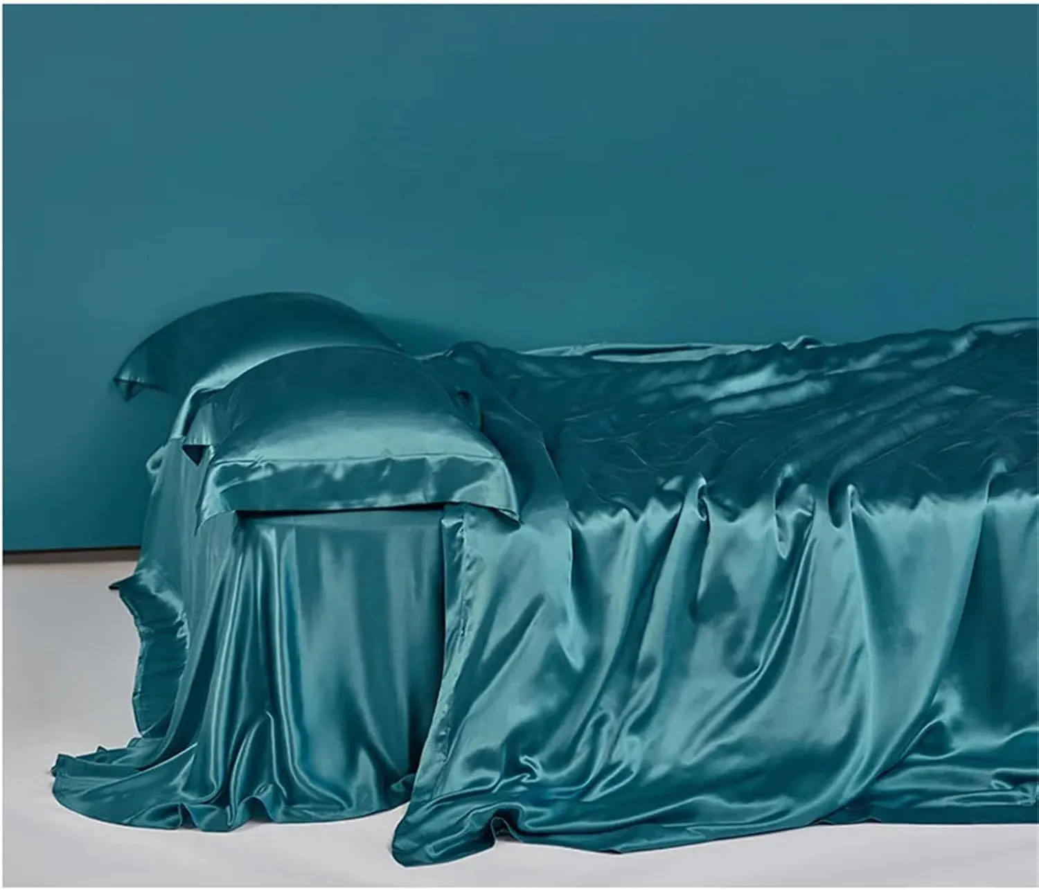 100 Percent Mulberry Silk Bedding Set - Duvet Cover, Flat Sheet, 2 Pillowcases - Double-Sided