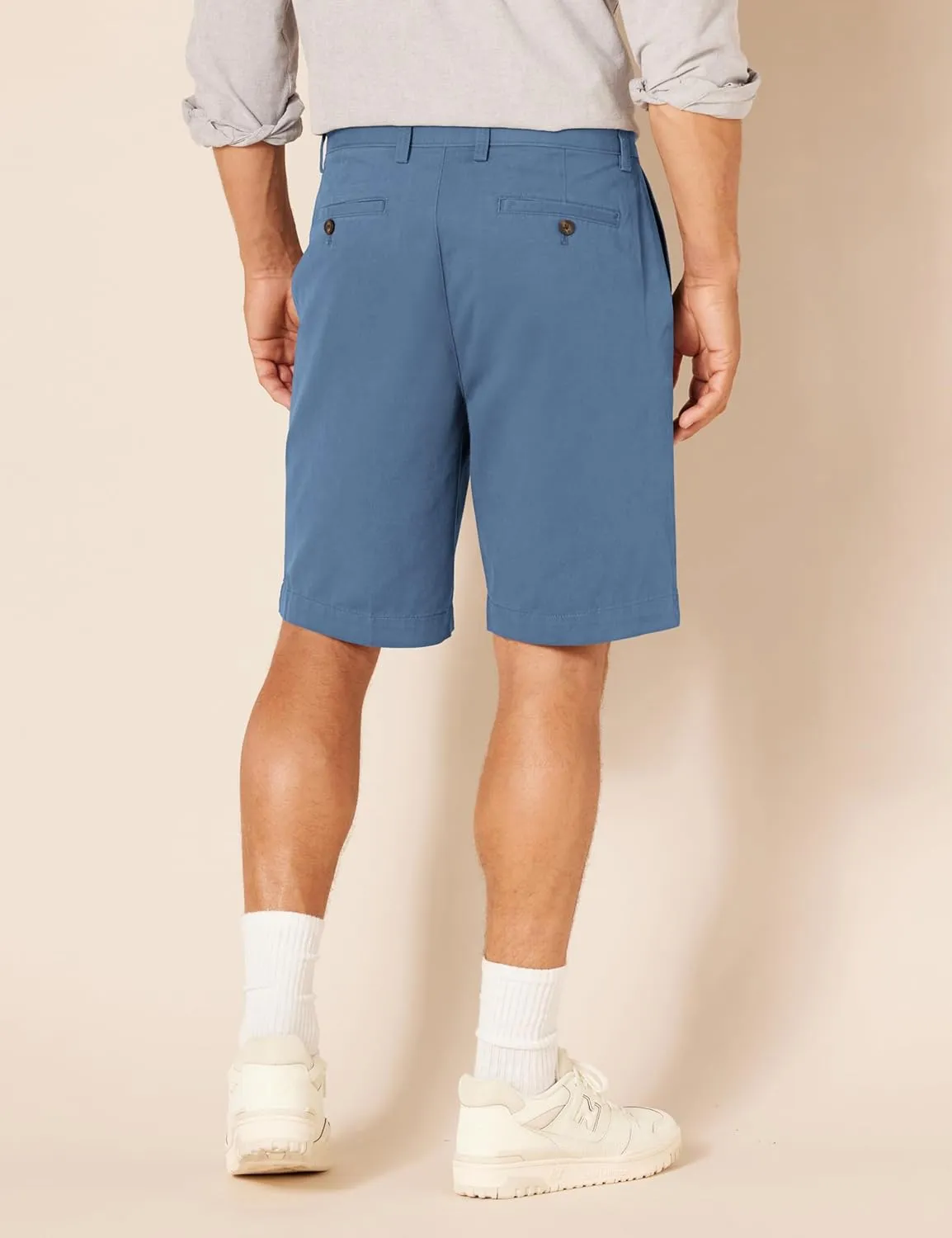 Amazon Essentials Men's Classic-Fit 9" Chino Short