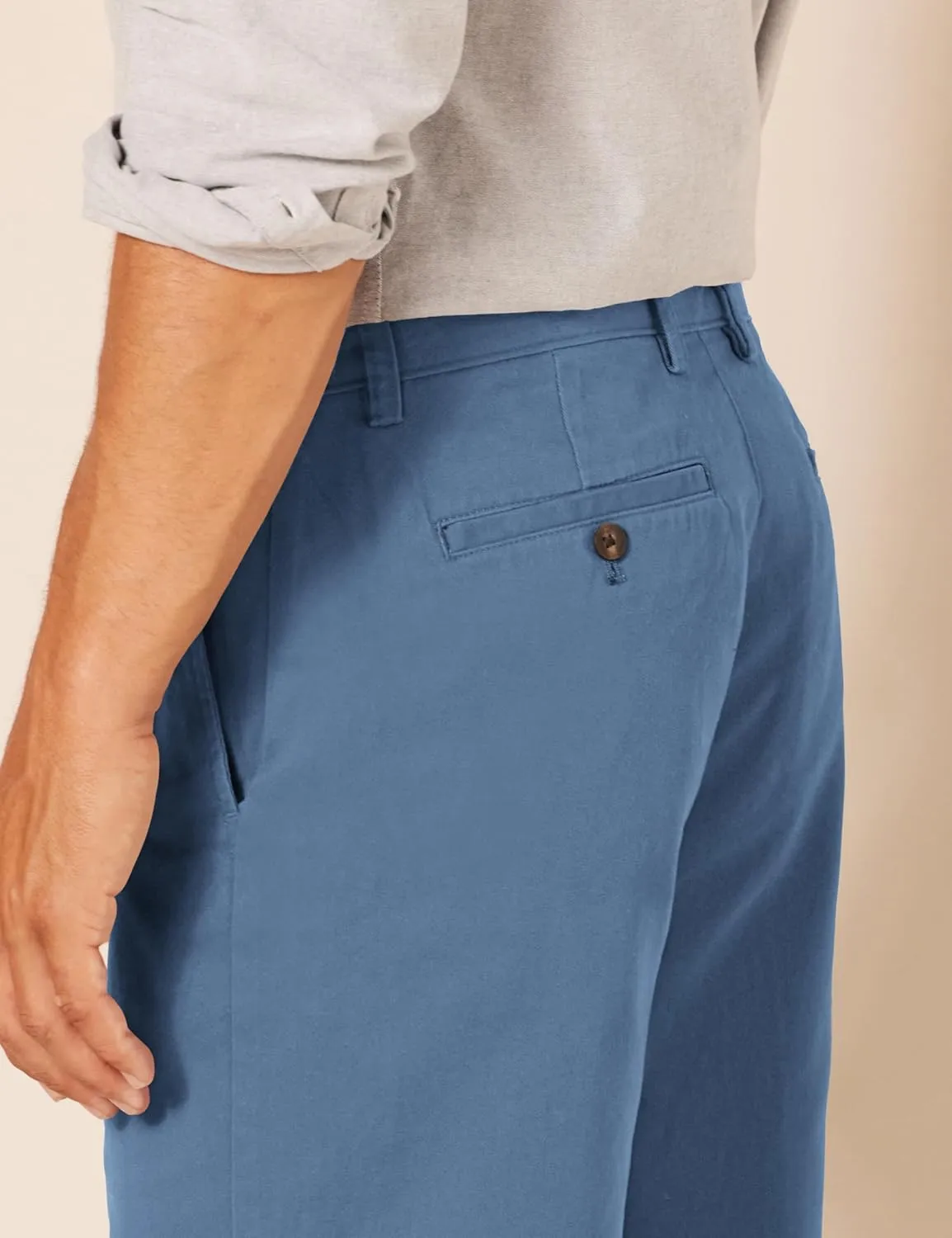 Amazon Essentials Men's Classic-Fit 9" Chino Short