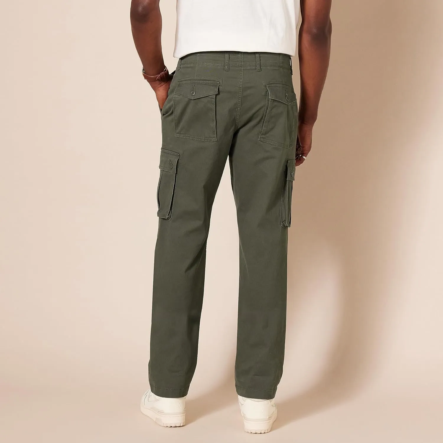 Amazon Essentials Men's Straight-Fit Stretch Cargo Pant (Available in Big & Tall)