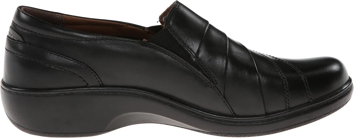 Aravon Women's Danielle-AR Flat