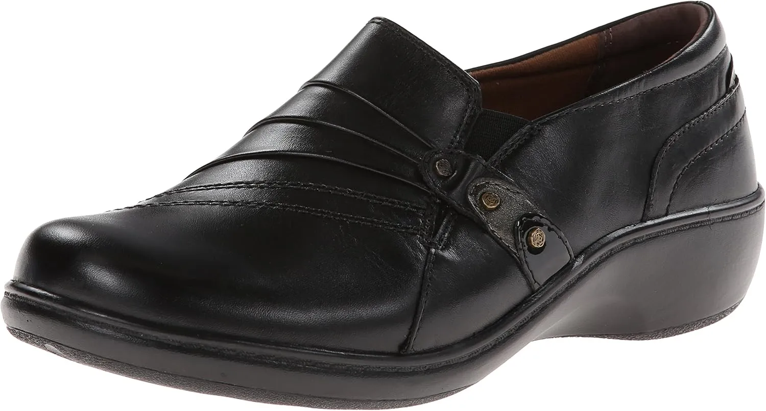 Aravon Women's Danielle-AR Flat