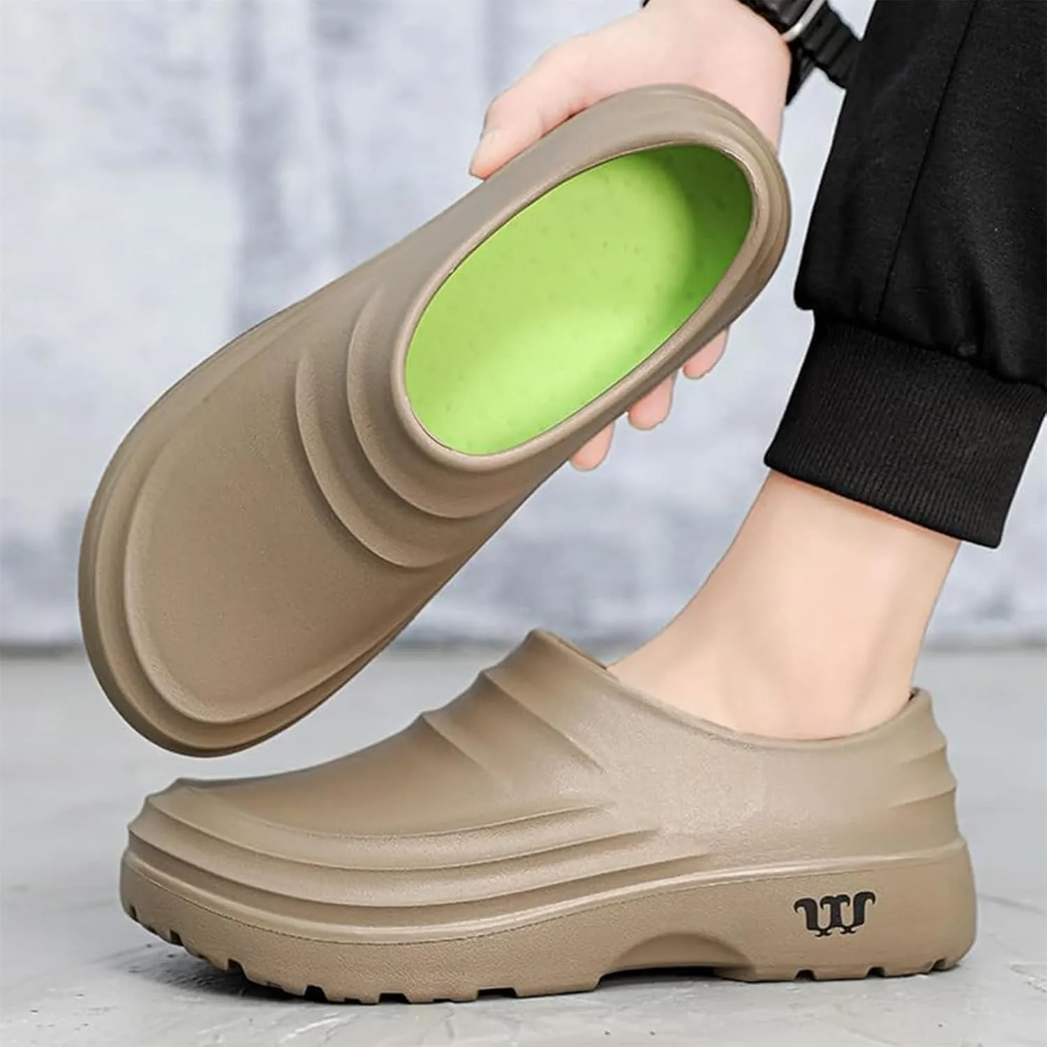 Armadillo Clogs for Nurses Chef Shoes Men Nonslip Work Shoes Women Kitchen Restaurant Slip Resistant Lightweight Waterproof for Food Service Nursing Shoe Casual Walking Footwear Oil Non-Slip Working