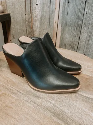 Black Leather Mule