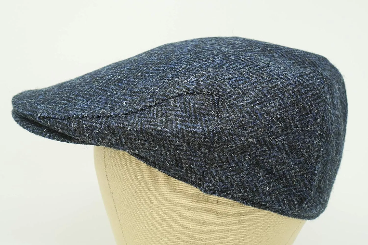 Borges & Scott Nevis Flat Cap - 100% Handwoven Wool – Harris Tweed – Water Resistant