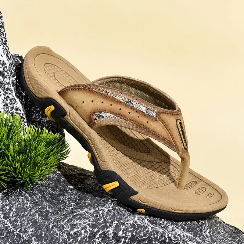 Breathable and comfortable flat outdoor sandals for men