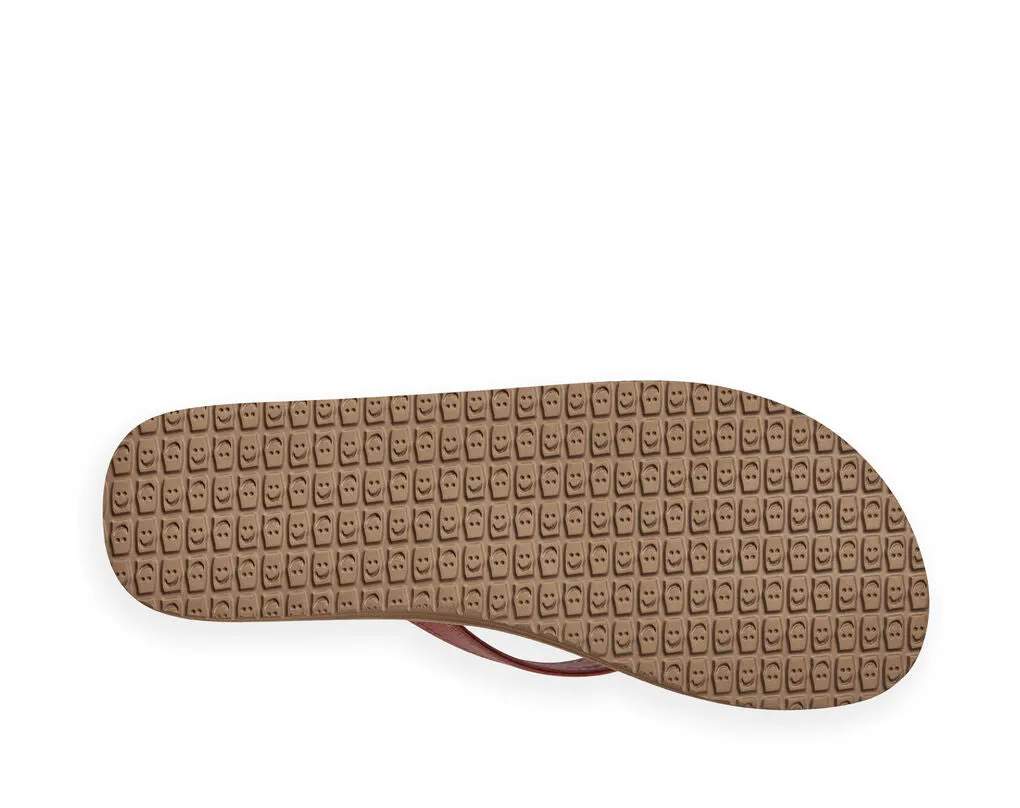 Casual Rounded Cutting-edge features Toe Coral Summer Sanuk On Slip Verified Burnt Joy Sandal Open Yoga
