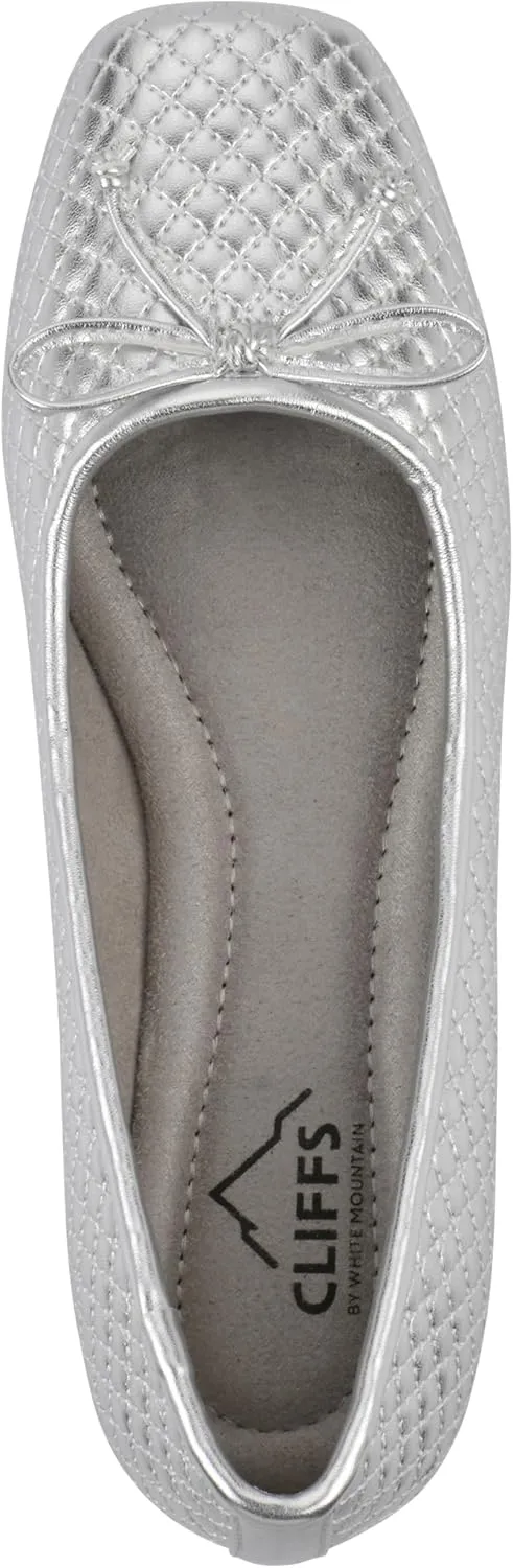 CLIFFS BY WHITE MOUNTAIN Women's Bessy Quilted Ballet Flat