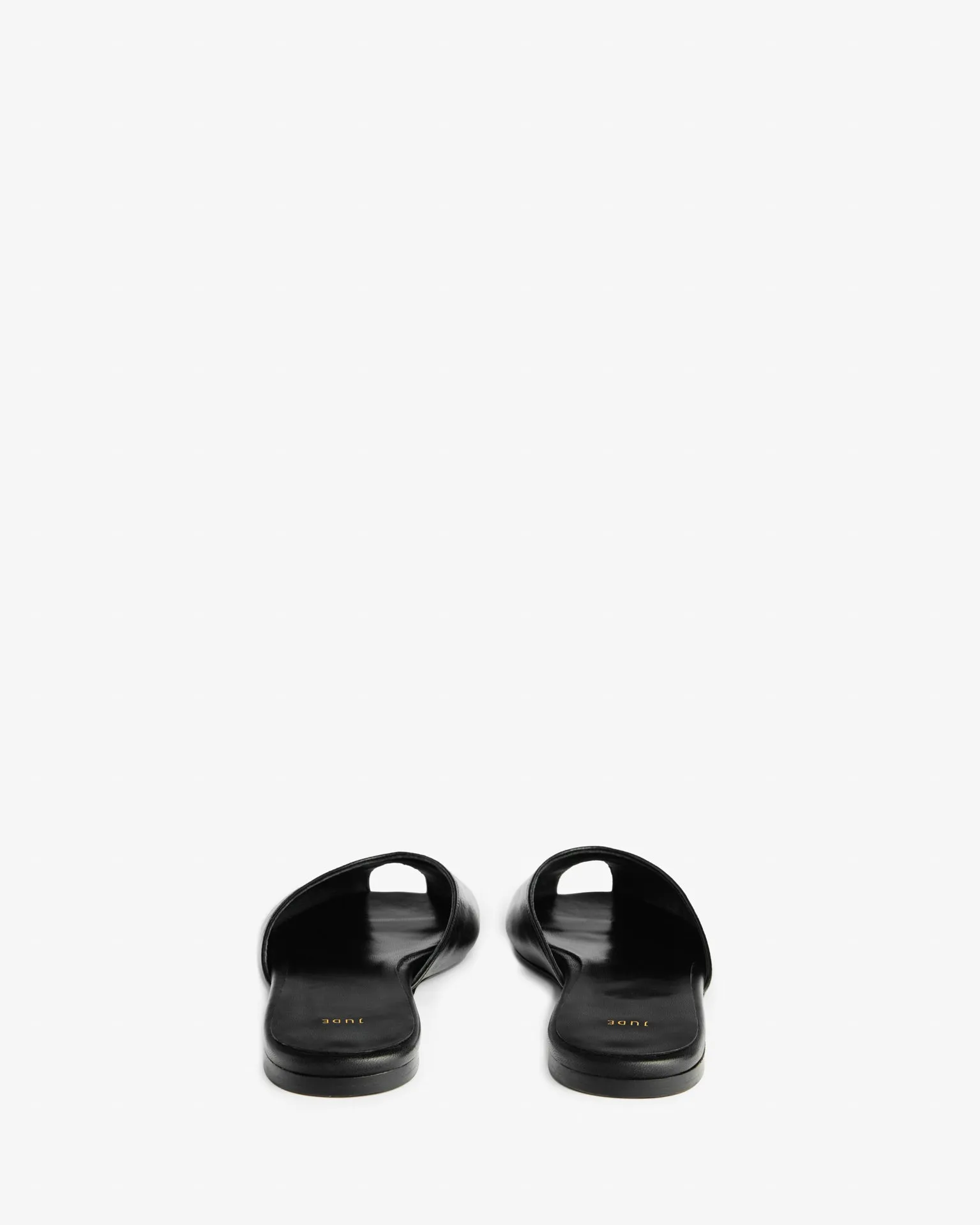 Date Flat in Black Leather
