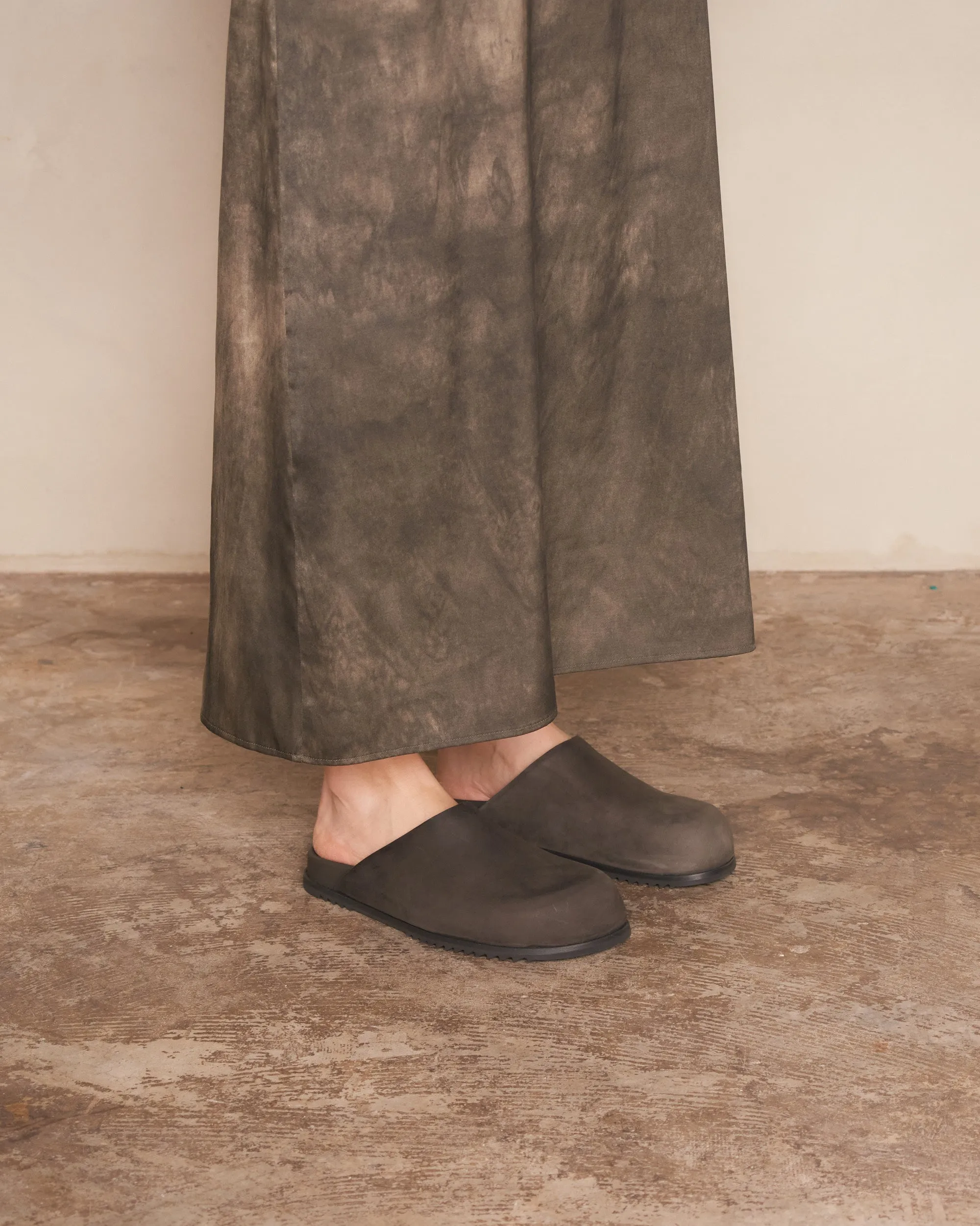 Dust Leather Granola Mule