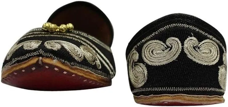 Gold Punjabi Jutti for Ladies Jutti Shoes Punjabi Shoes Handmade Shoes Ethnic Mojari Traditional