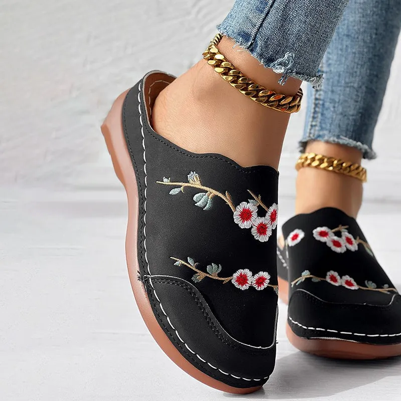 GS Mule | Vintage muiltjes met sleehak en geborduurde bloemen voor dames