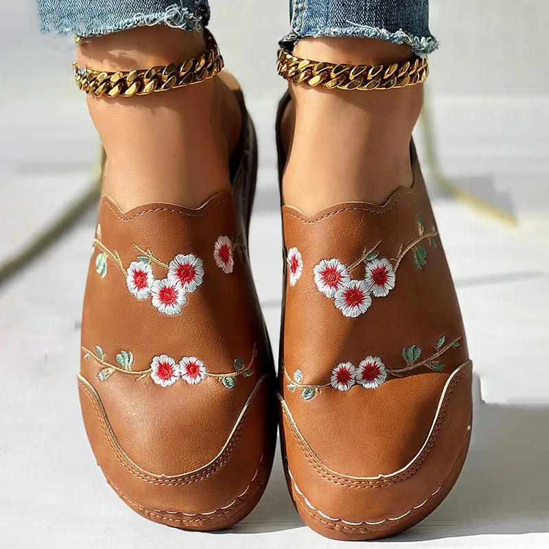 GS Mule | Vintage muiltjes met sleehak en geborduurde bloemen voor dames