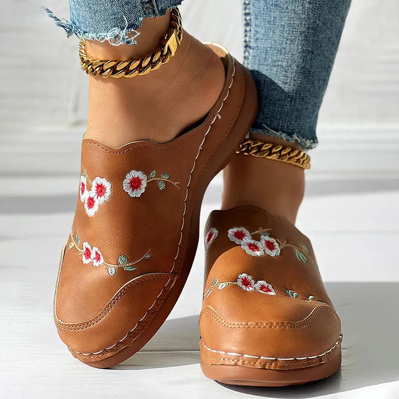 GS Mule | Vintage muiltjes met sleehak en geborduurde bloemen voor dames
