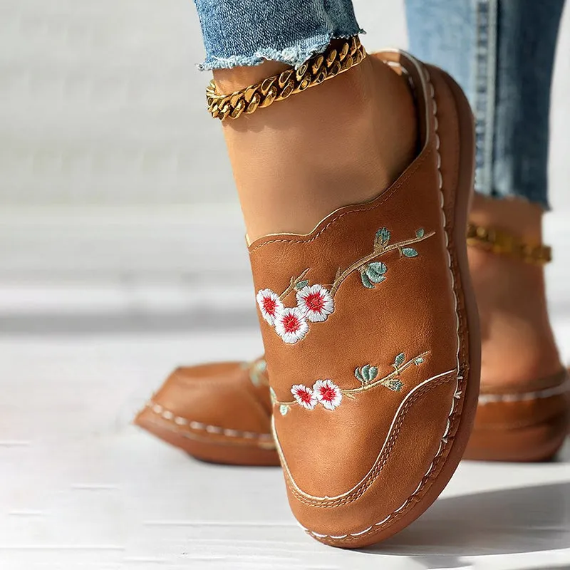 GS Mule | Vintage muiltjes met sleehak en geborduurde bloemen voor dames
