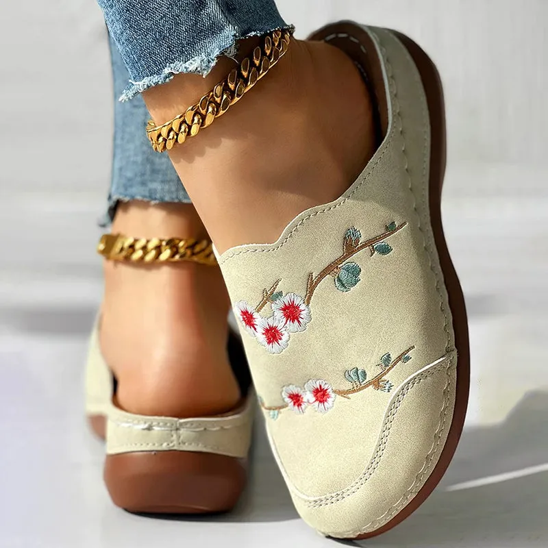 GS Mule | Vintage muiltjes met sleehak en geborduurde bloemen voor dames