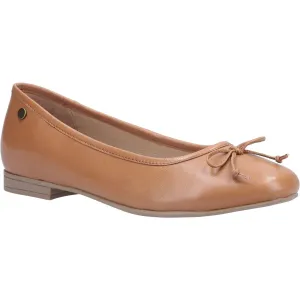 Hush Puppies Women's Naomi Ballet in Tan