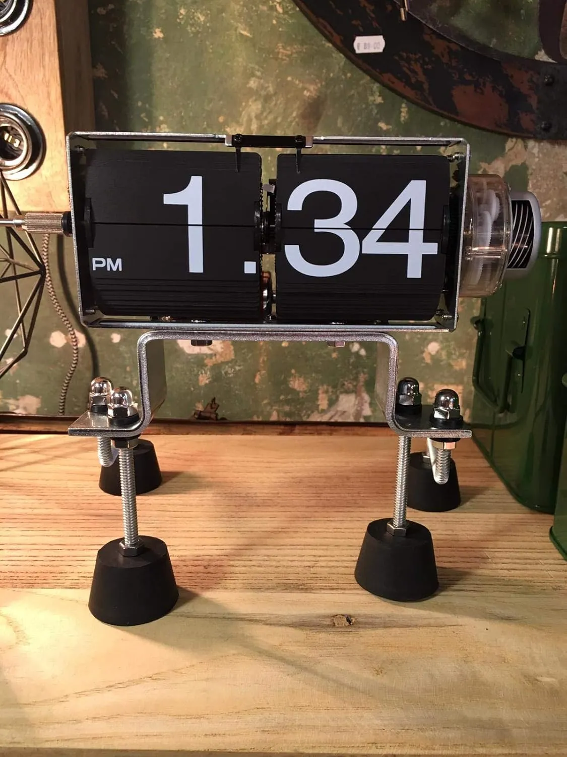 Kikkerland Flip Clock