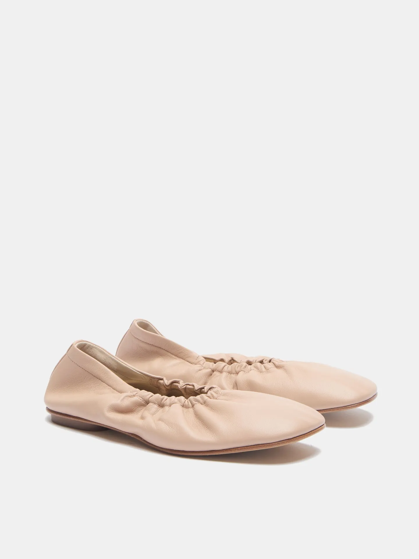 Mica Flat / Fawn Leather