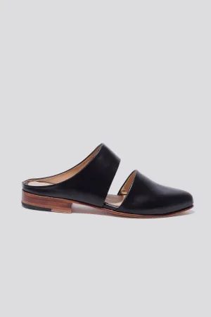 Mule in Black