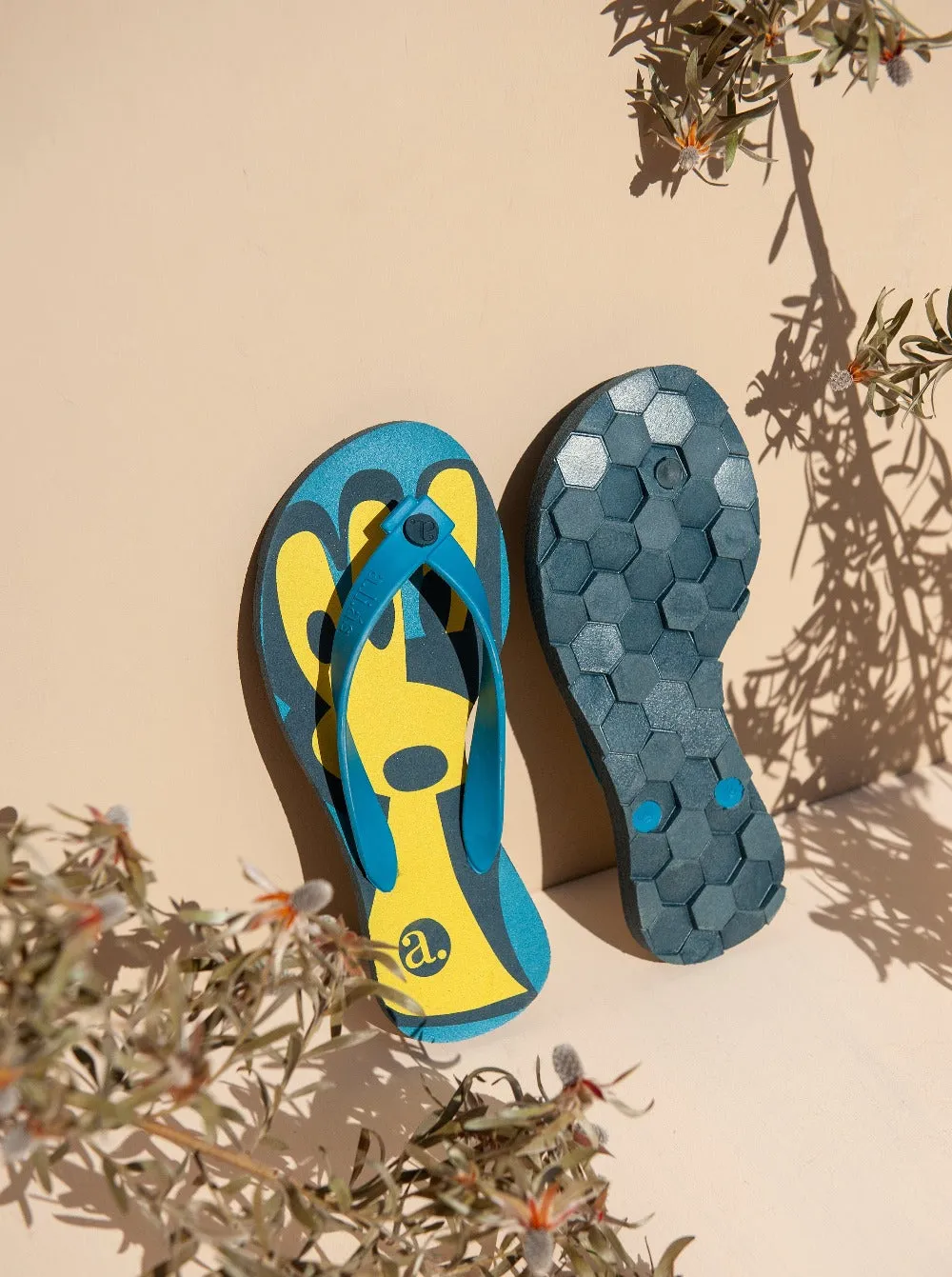 Nalu Rubber Flip Flops | Navy