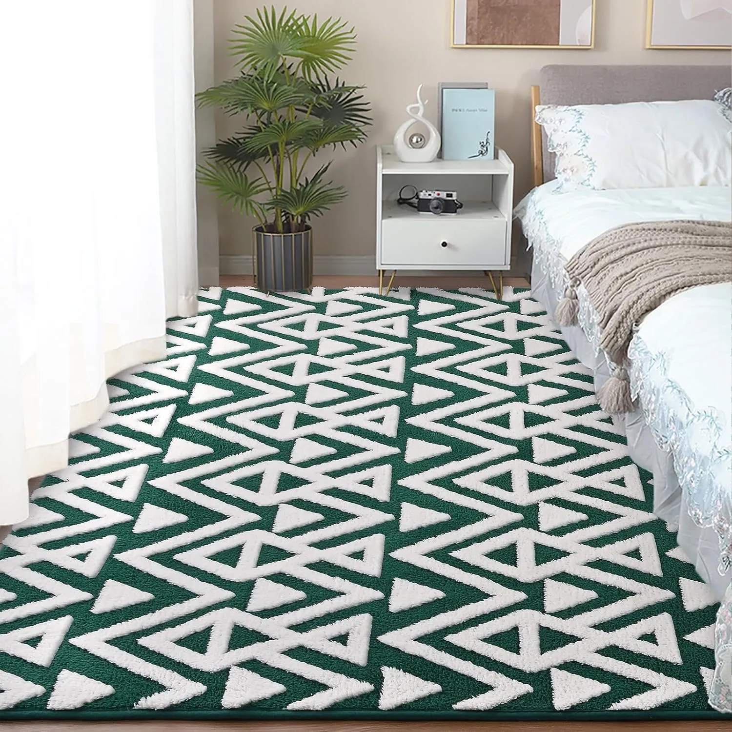 Ompaa Ultra Soft Shaggy Rugs Memory Foam Bedroom Carpet, Green and White 3x5 Feet, Plush Geometric Textured Area Rugs for Living Room Couch Dorm Bedside Kids Girls Teens Room Nursery Decor Floor Mat