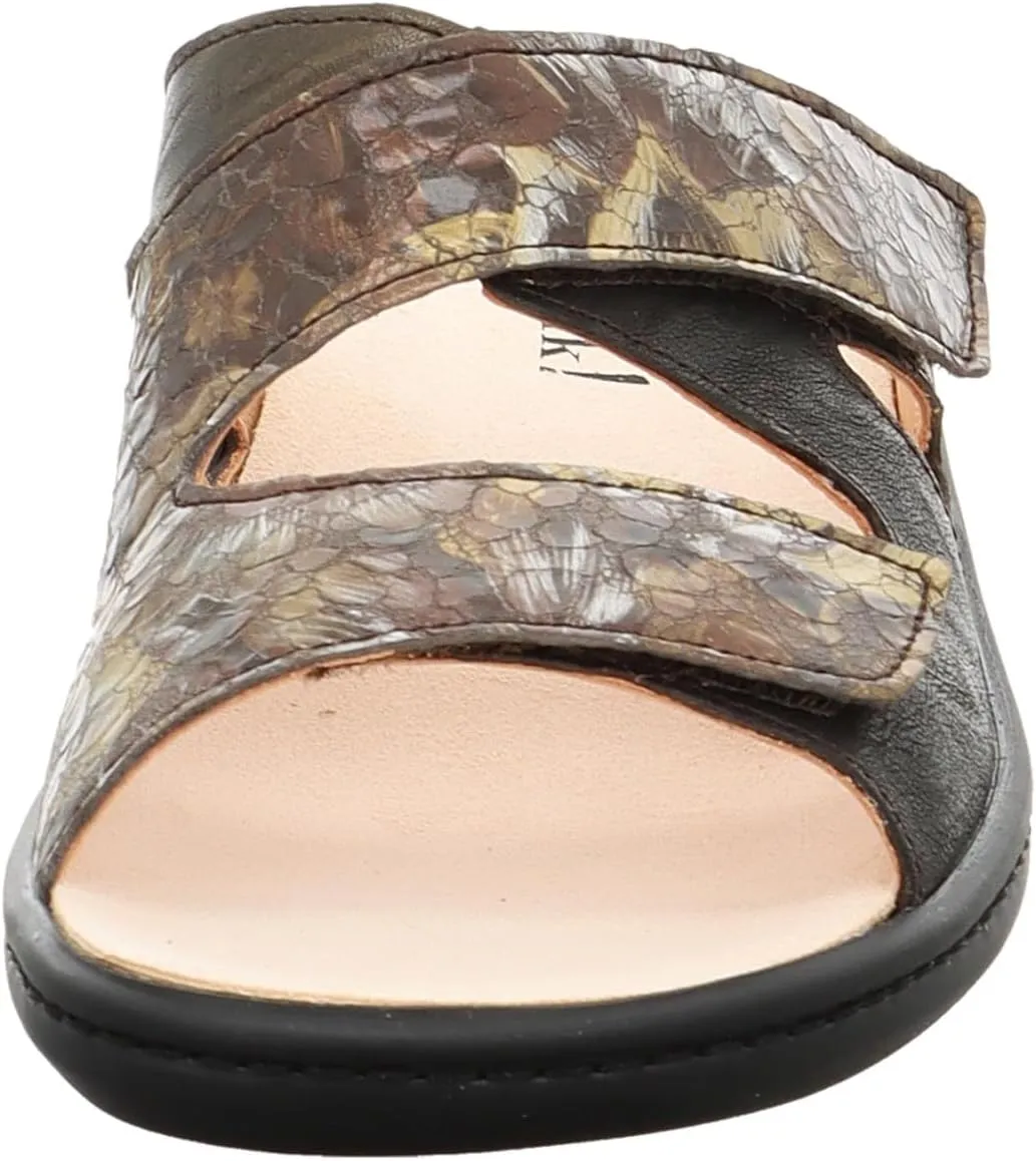 Think! Women's Modern Mule