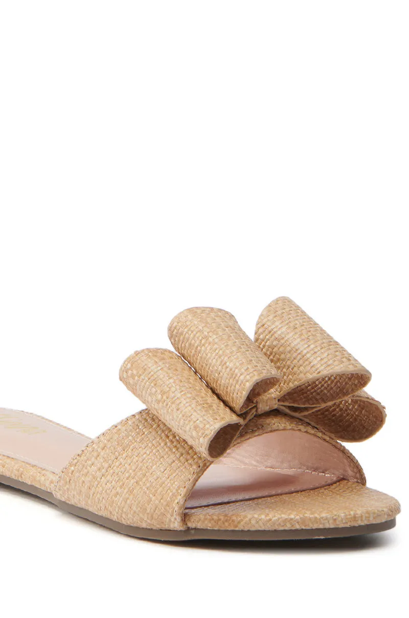 TIZZY RAFFIA FLAT BOW SANDAL