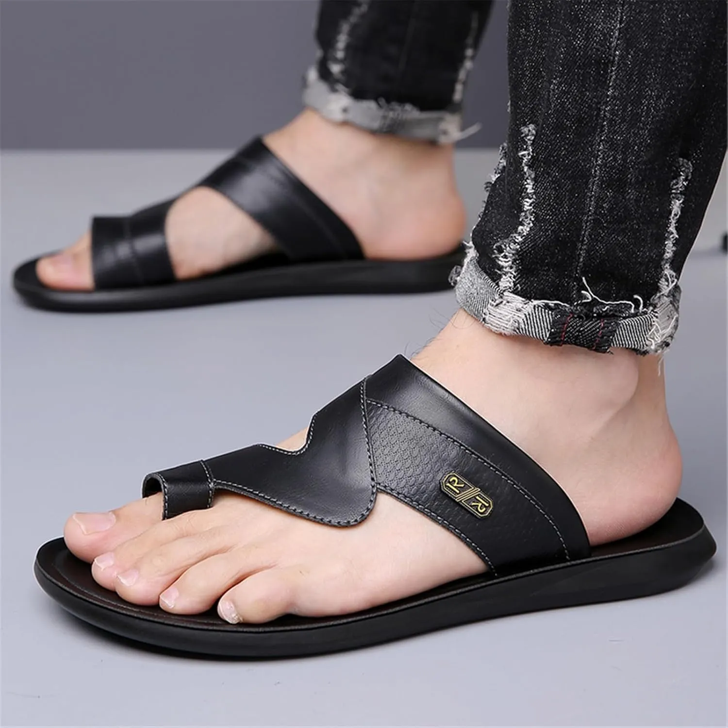 Toe Loop Sandals, Summer Slip on Breathable Leather Bunion Corrector Sandals for Men, Soft Non-Slip Foot Correction Flat Flip Flops, Arch of Foot, Correction for Groomsman Men Boss