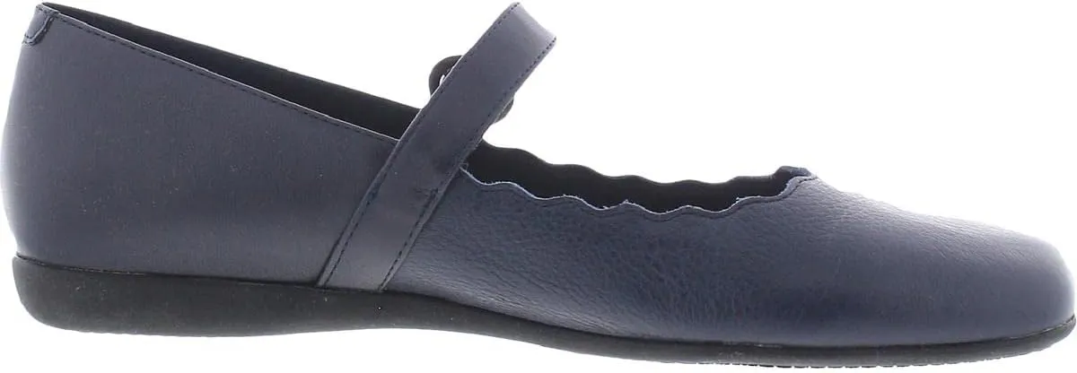Trotters Women's Sugar Mary Jane Flat