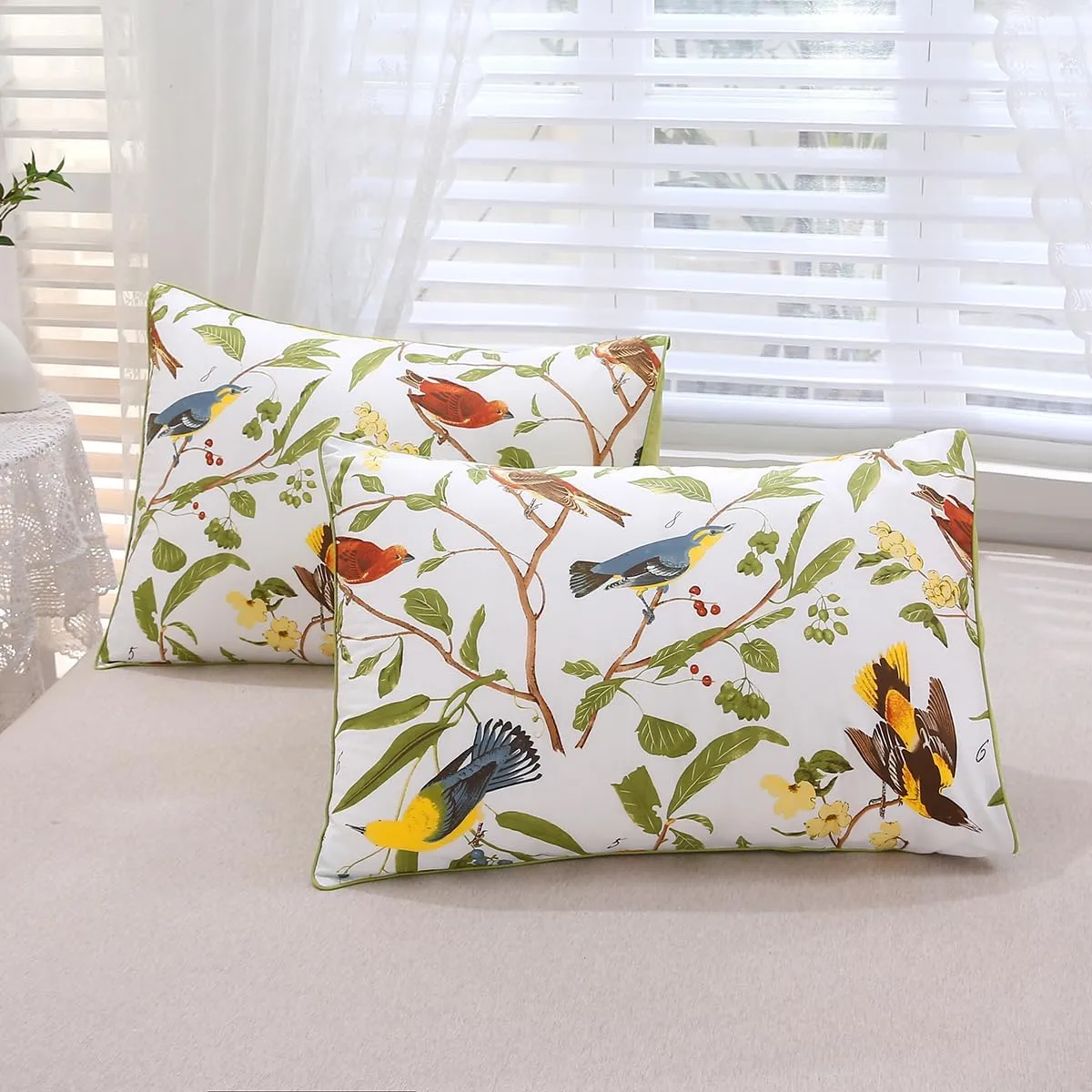 URBONUR 100% Cotton Percale Duvet Cover Set Queen Size 3 PCS Soft Breathable Botanical Bedding Set Green Leaves and Birds Printed on White Duvet Cover, Corner Ties Button Closure