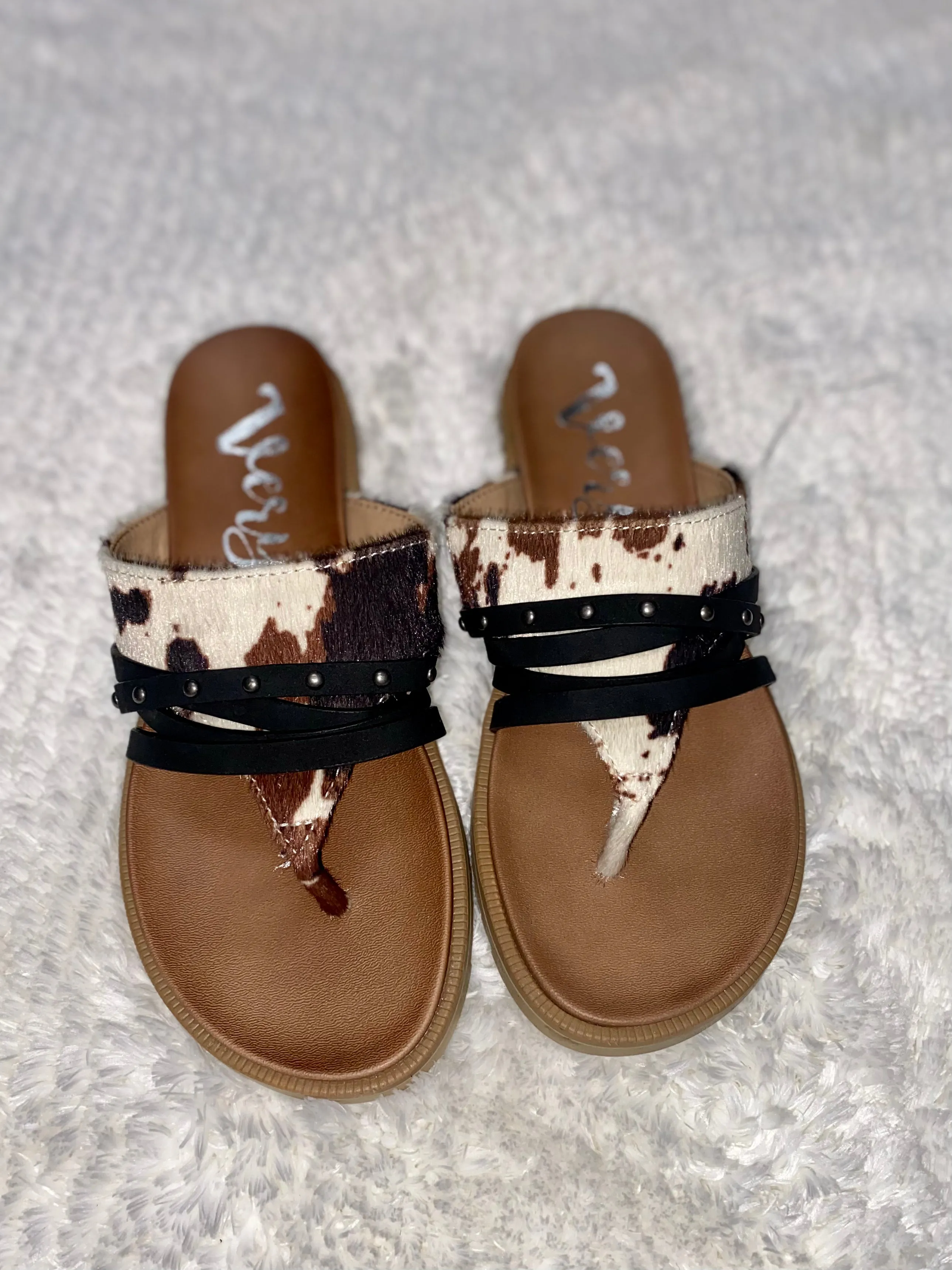 Very G Rose Cow Sandal
