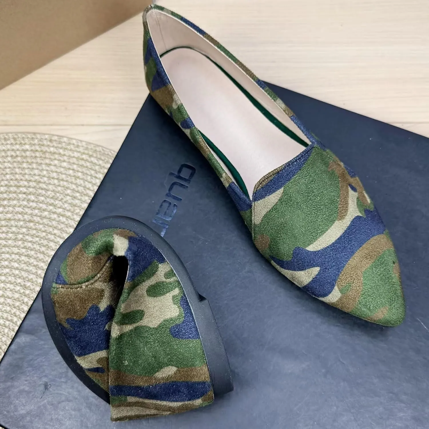 WENJIAZHIZHI Ballet Flats for Women Comfortable Women's Flats Memory Foam Slip on Pointed Toe Flats Shoes Women Solid